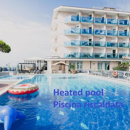 Hotel La Bussola Lido di Jesolo Ngoại thất bức ảnh