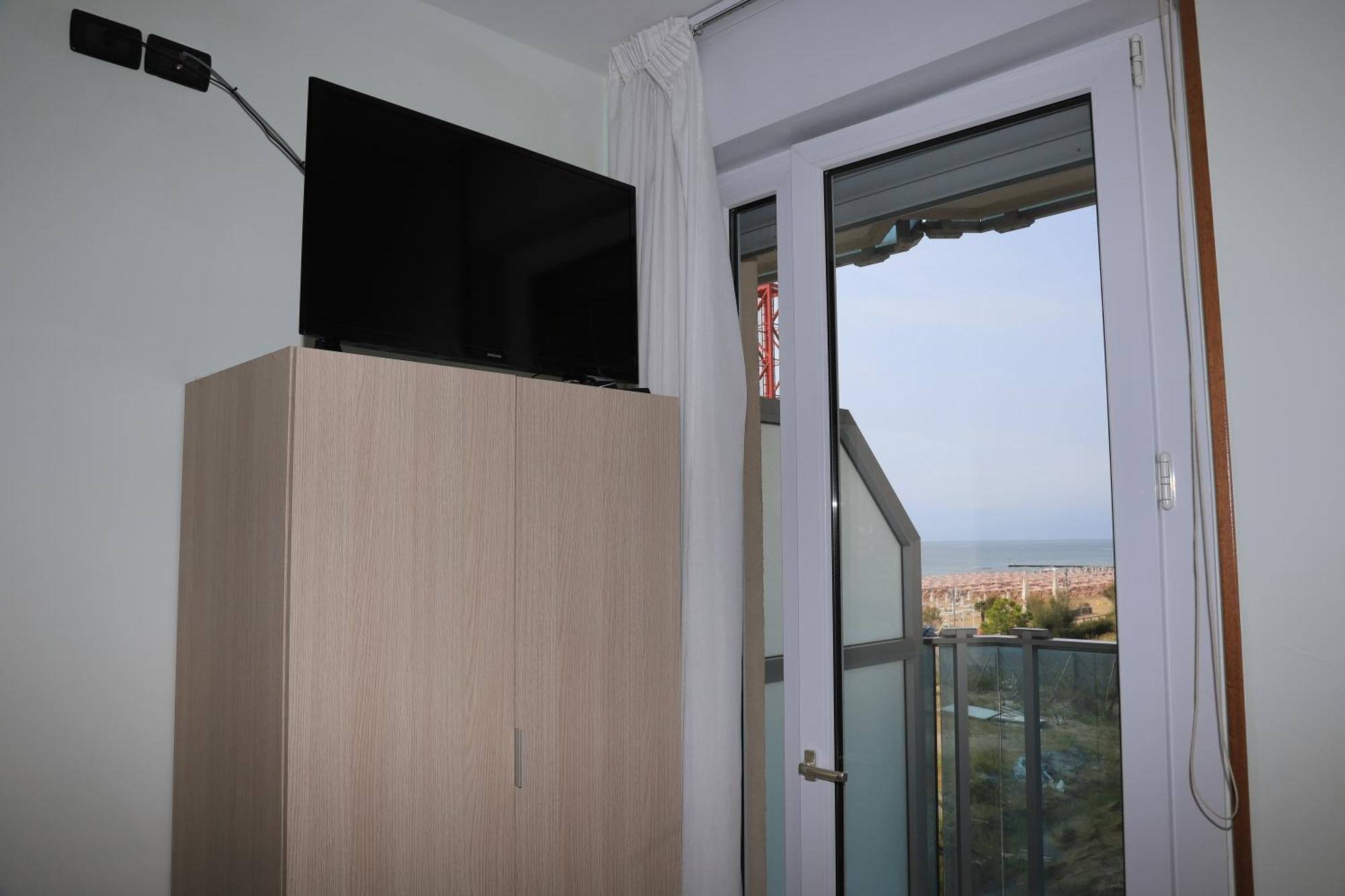Hotel La Bussola Lido di Jesolo Ngoại thất bức ảnh